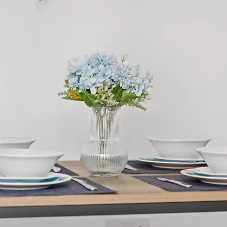 Cosy Holiday Home Perfect For Business & Families Лестер Экстерьер фото